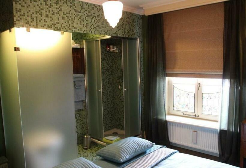 标准间, B&b De Lachende Engel