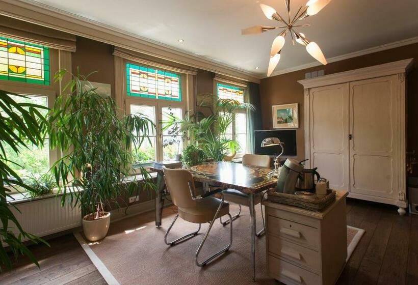 标准间, B&b De Lachende Engel