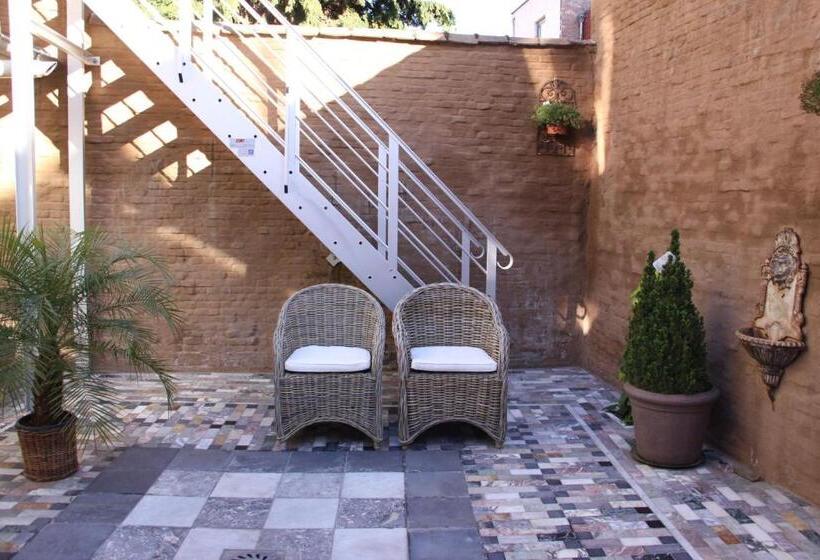 标准间, B&b De Lachende Engel