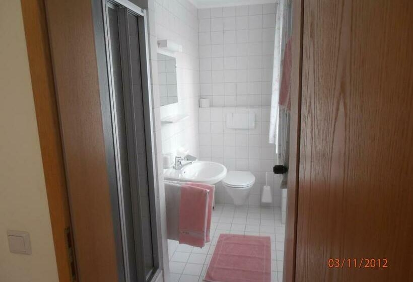 غرفة عائلية, Haus Alpina