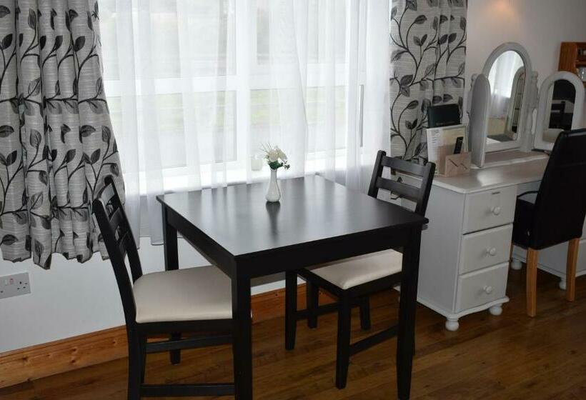 キングサイズベッドのスタンダードルーム, O Connor S Accommodation