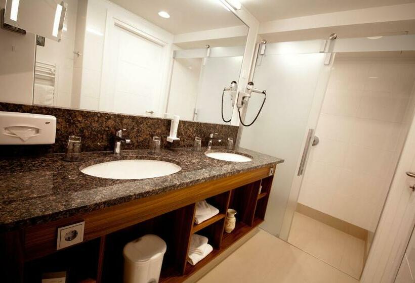 Люкс, Business Hotel Ambio Gleisdorf