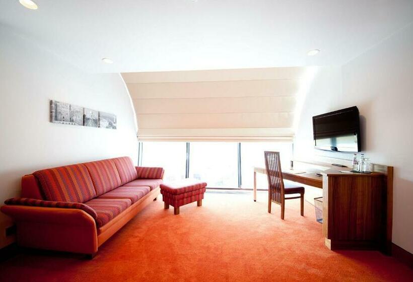 جناح, Business Hotel Ambio Gleisdorf