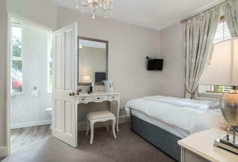 标准单人间, Friars Quarter House