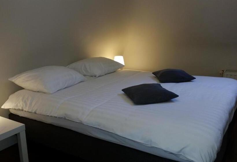 سوئیت خانواده 2 خوابه, B&b Charles Cabour