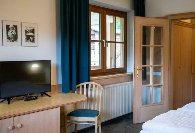 غرفة قياسية مزوَّدة بشُرفة, Der Almhof