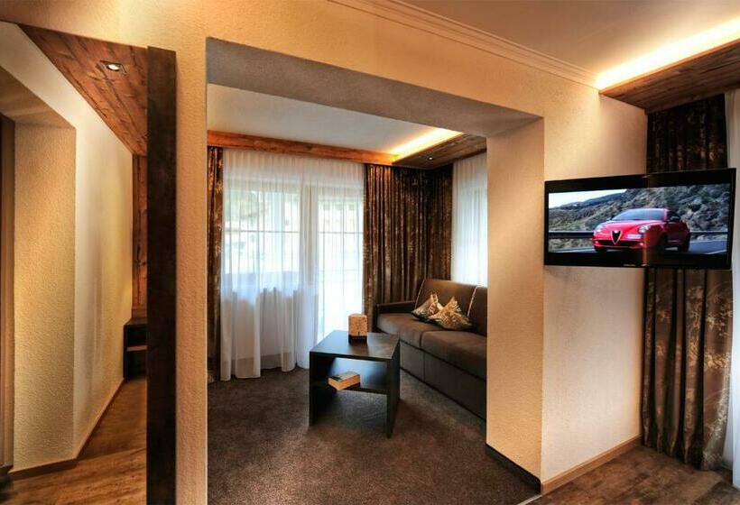 Номер Deluxe, Fatlar