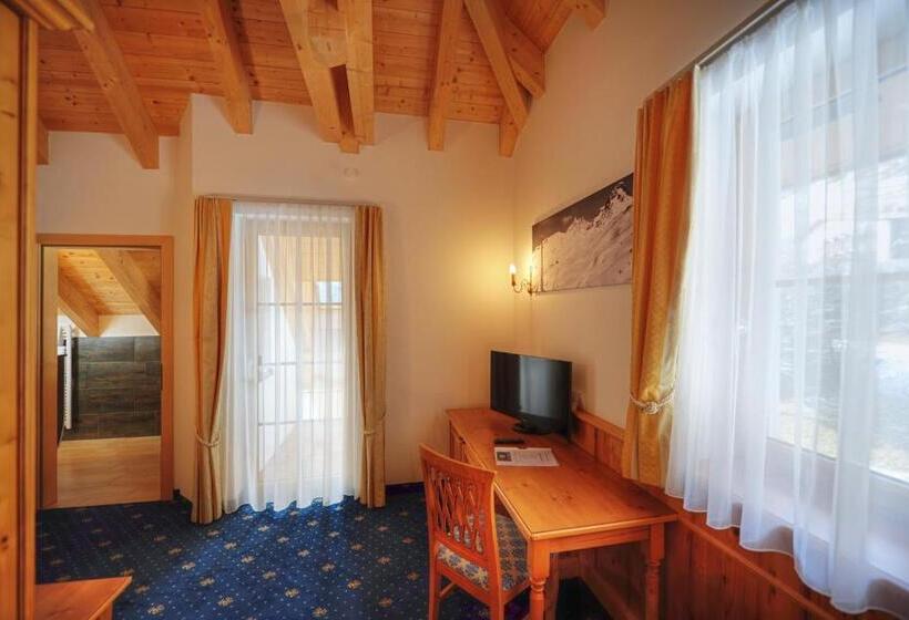 Номер Deluxe Одноместный, Fatlar