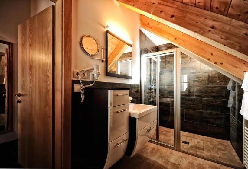 Номер Deluxe Одноместный, Fatlar