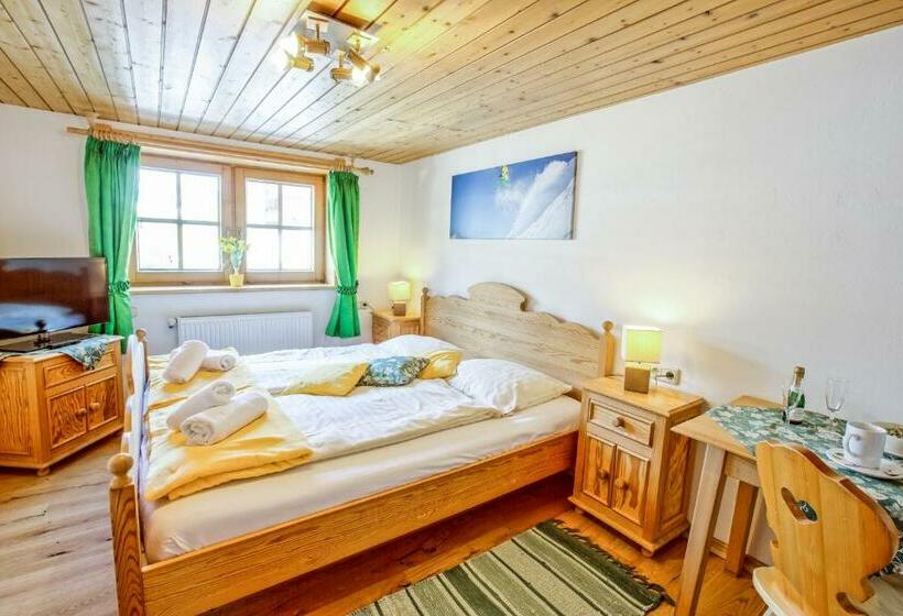 غرفة قياسية, Gasthaus Auwirt