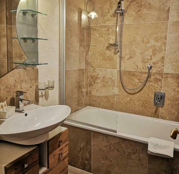 غرفة قياسية, Gasthaus Auwirt