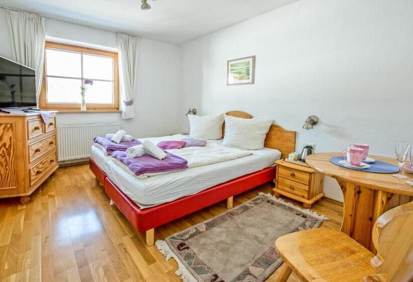 غرفة قياسية, Gasthaus Auwirt