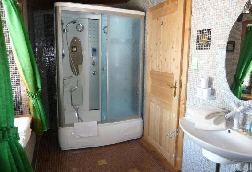 חדר סטנדרט לשלושה, Gasthaus Auwirt