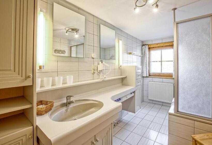 סוויטת 2 חדרי שינה, Gasthaus Auwirt