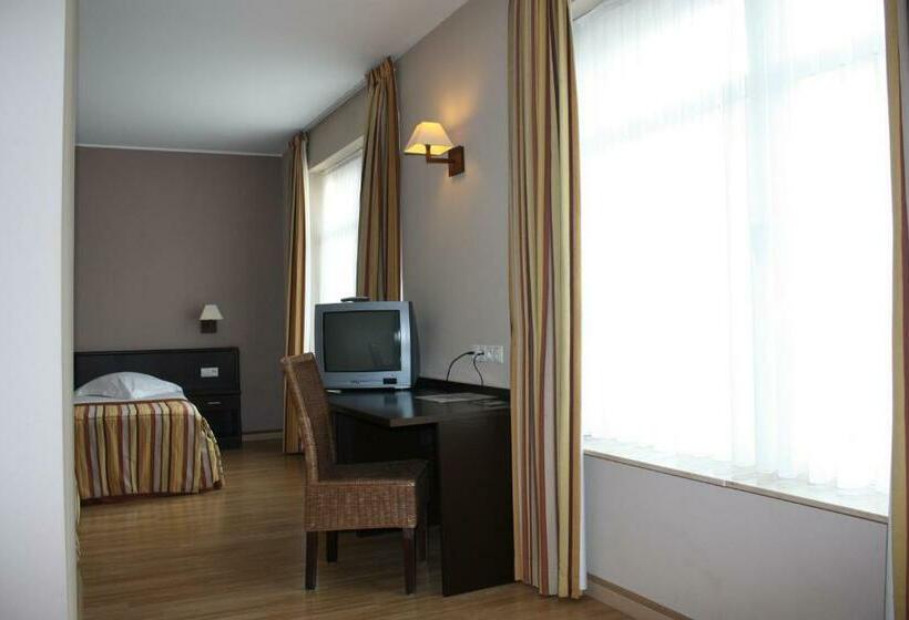 Номер Стандарт Трехместный, Giorgi