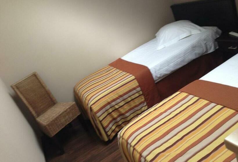 Четырехместный Номер Стандарт, Giorgi