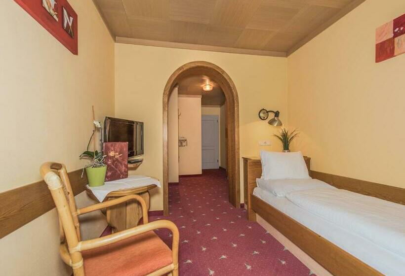 اتاق استاندارد یک تخته با بالکن, Landhaus Montana