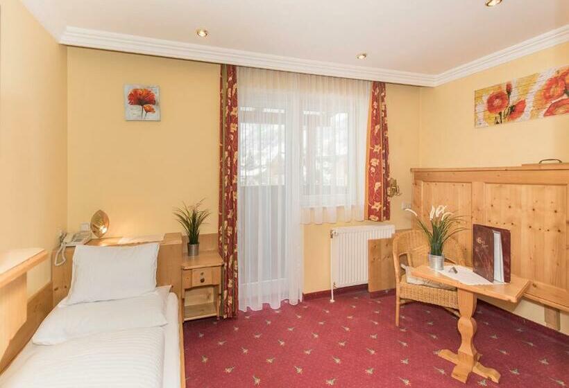 اتاق استاندارد یک تخته با بالکن, Landhaus Montana