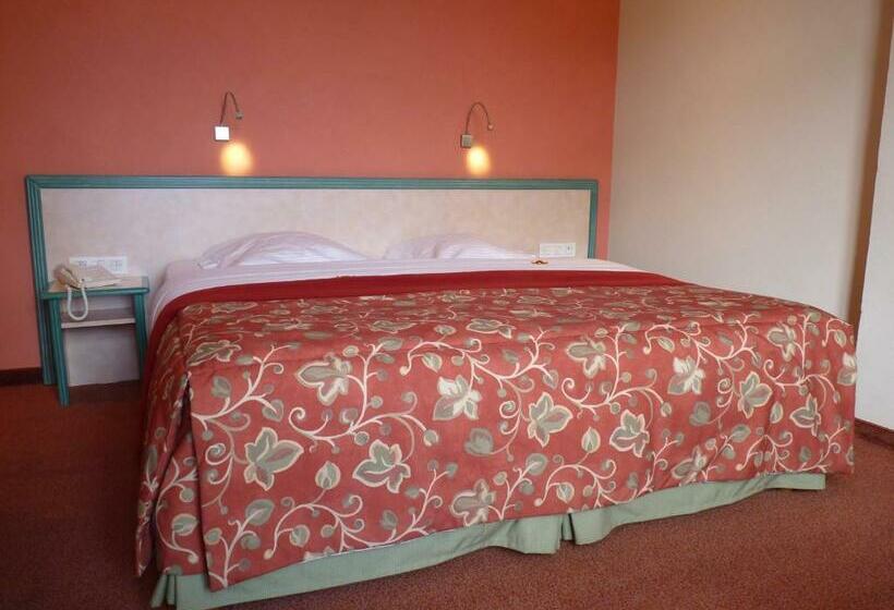 标准间, Les Tilleuls