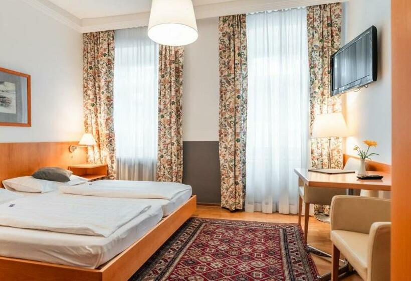 스탠다드 룸, Markgraf