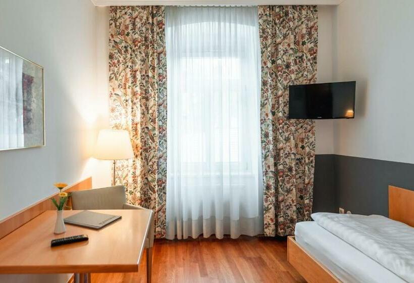 스탠다드 싱글 룸, Markgraf