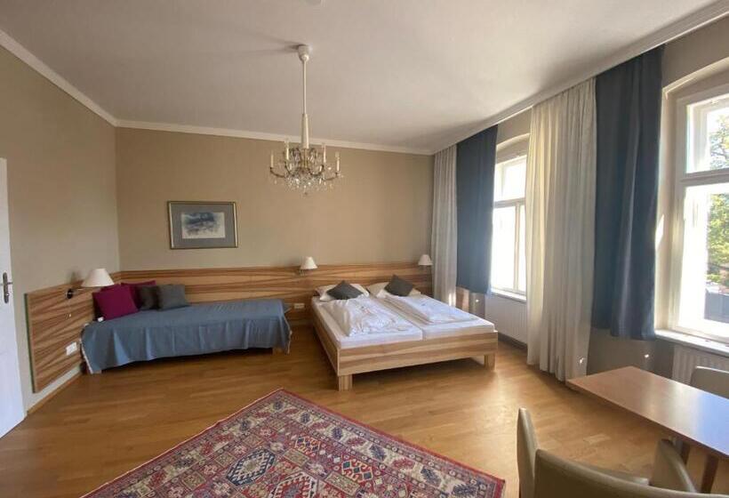 침실 1개 아파트, Markgraf