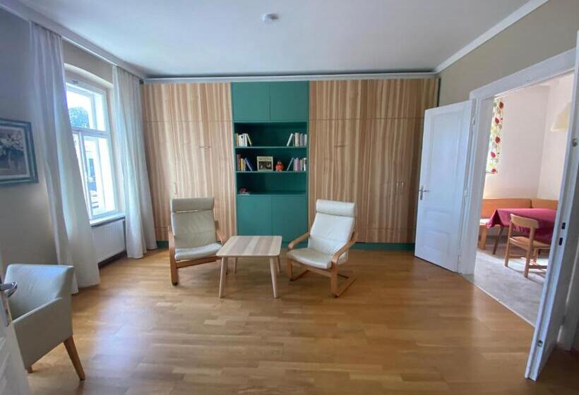 침실 1개 아파트, Markgraf