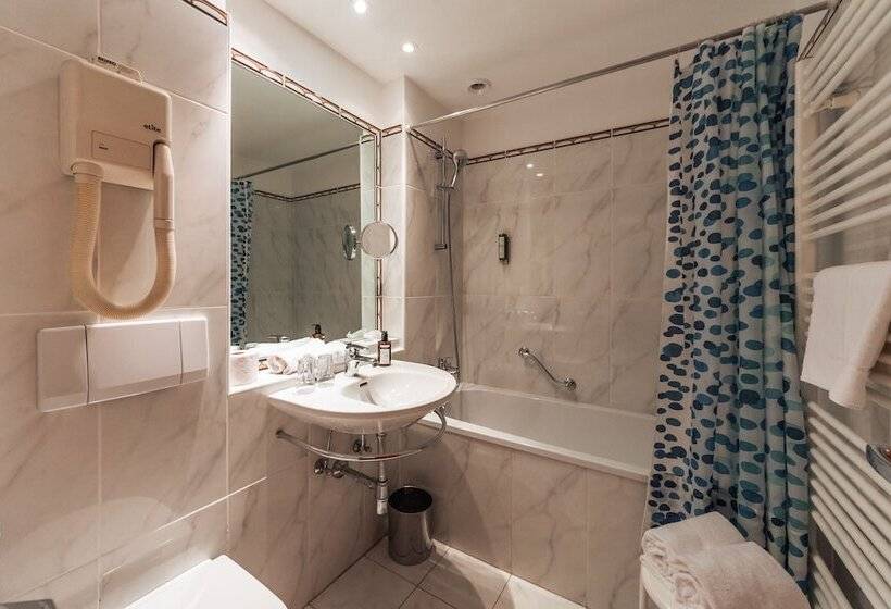 스탠다드 룸, Markgraf