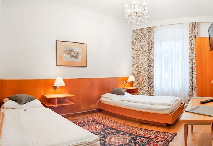 스탠다드 룸, Markgraf