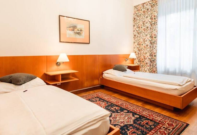 스탠다드 룸, Markgraf