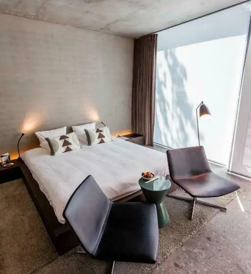 Deluxe-huone, Notarishuys Pure