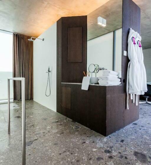 Номер Superior, Notarishuys Pure