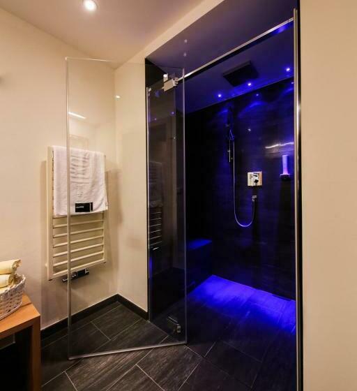 اتاق راحتی, Tirol