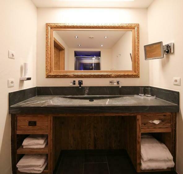 اتاق راحتی, Tirol