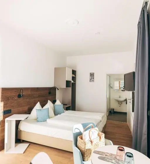 Standard-studio, Villa Blumegg