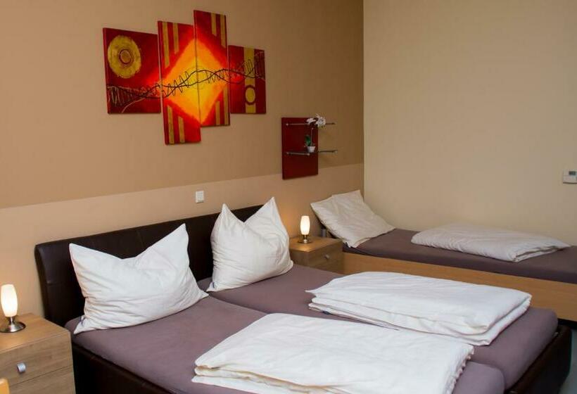 غرفة قياسية, Welog Rast Ilz