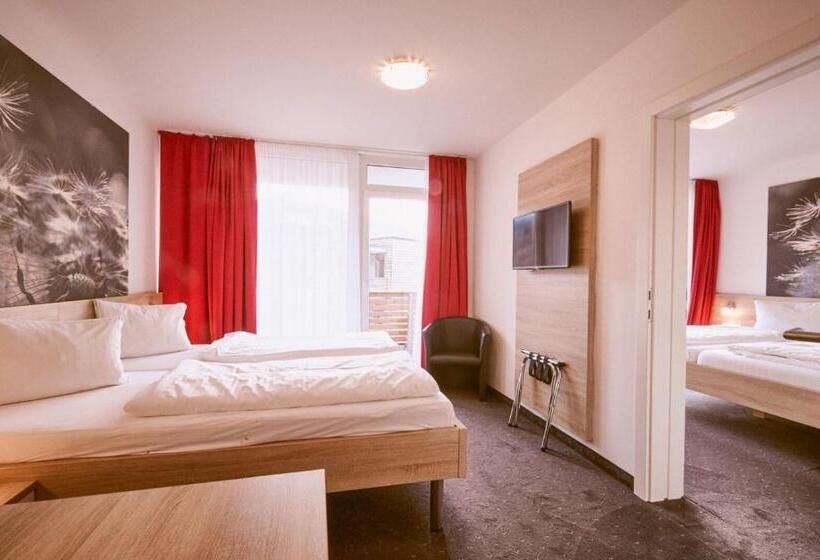 スタンダード４人部屋, Planai By Alpeffect Hotels