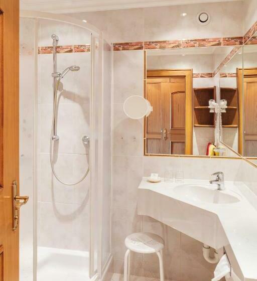 Номер Стандарт, Unser Berghof