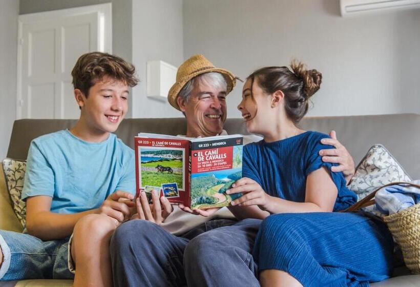 דירת שלושה חדרים, Aparthotel Nelva Resort