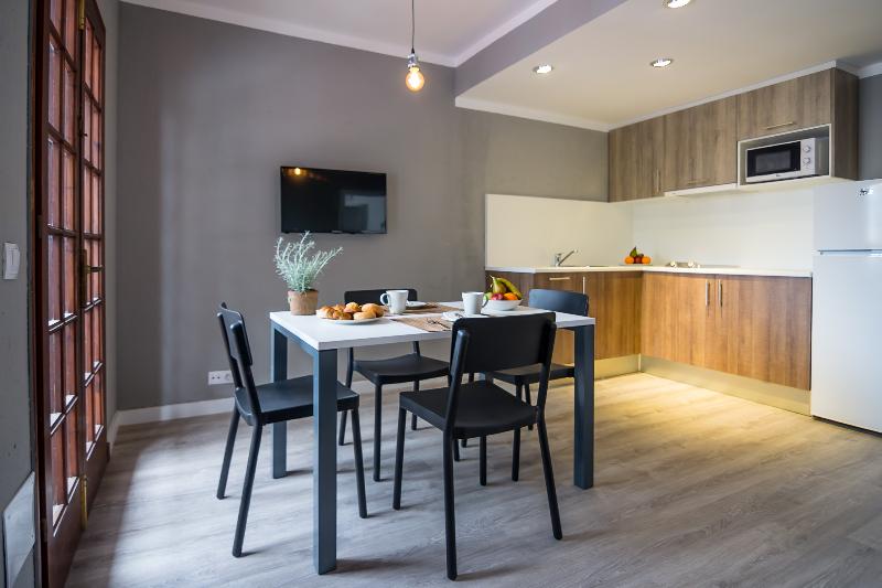 דירת שלושה חדרים, Aparthotel Nelva Resort