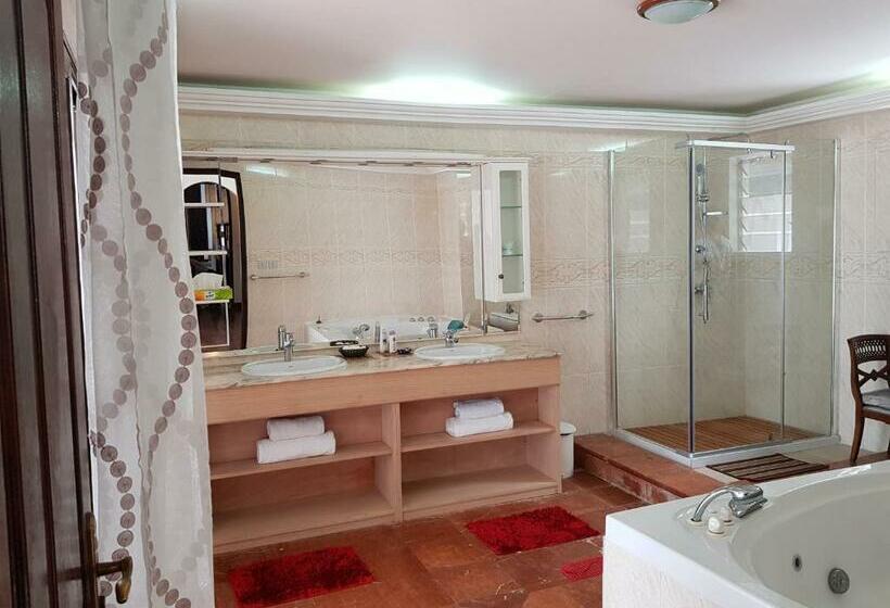 시니어 스위트, Résidence Hôtelière Océane