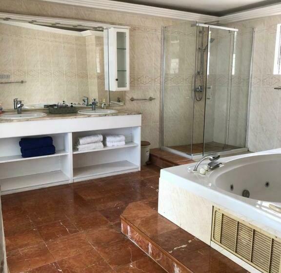 시니어 스위트, Résidence Hôtelière Océane