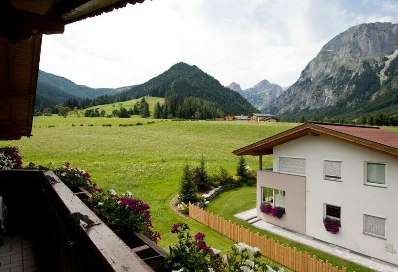 إستوديو قياسى, Berghotel Lämmerhof