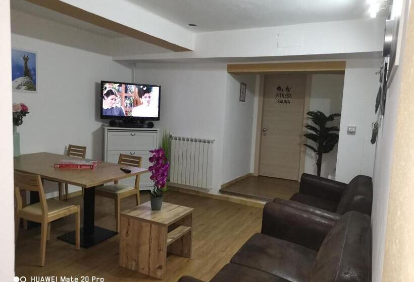 标准单人间, Tarvisio Four Seasons