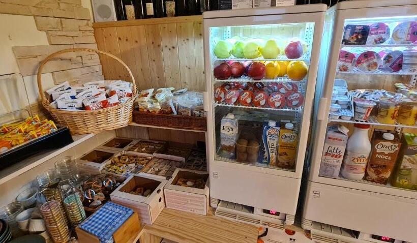 经典四人房间, Tarvisio Four Seasons