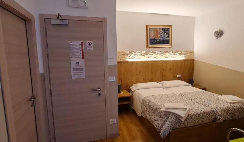 标准单人间, Tarvisio Four Seasons