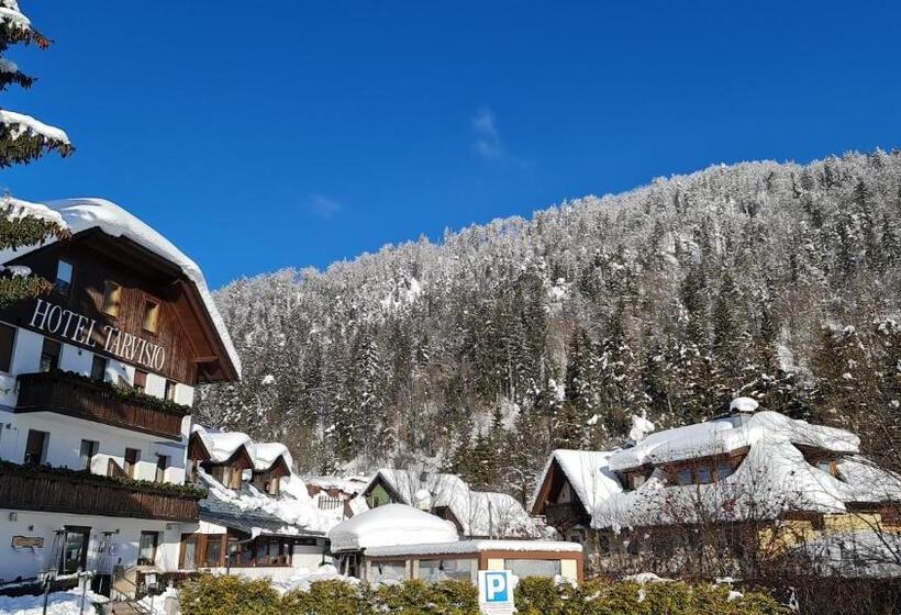 标准三人间, Tarvisio Four Seasons