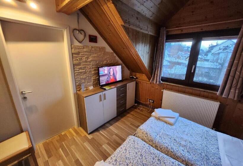 经典四人房间, Tarvisio Four Seasons