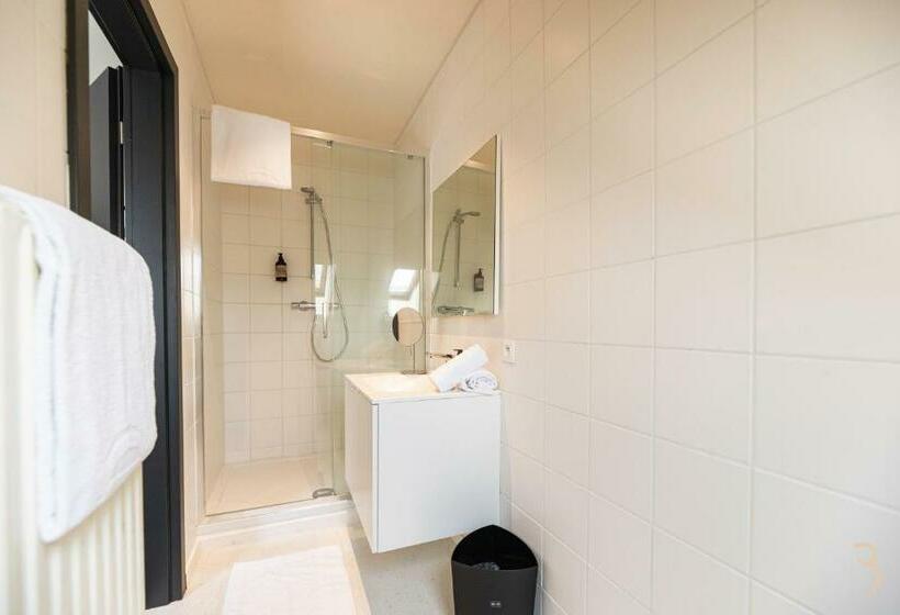 اتاق استاندارد, Battice