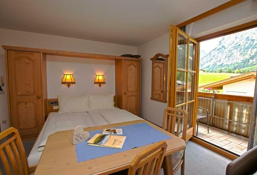 إستوديو قياسى, Berghotel Lämmerhof